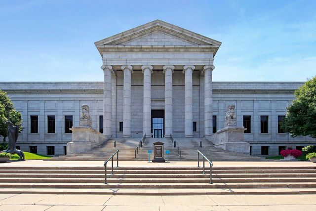 2614 Pleasant Avenue, Minneapolis, MN 55408