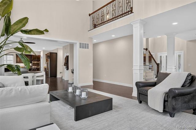 1465 Whispering Maples, Ann Arbor, MI 48108