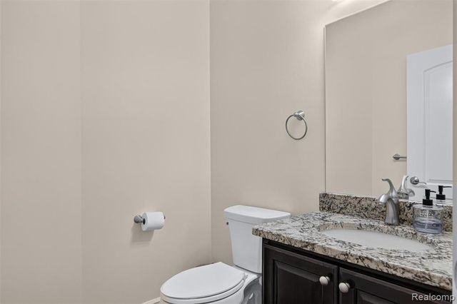 1465 Whispering Maples, Ann Arbor, MI 48108