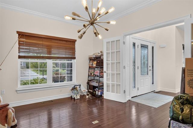 1465 Whispering Maples, Ann Arbor, MI 48108