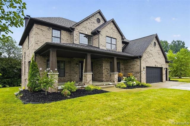 1465 Whispering Maples, Ann Arbor, MI 48108