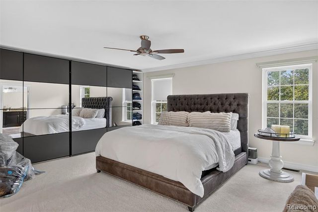 1465 Whispering Maples, Ann Arbor, MI 48108