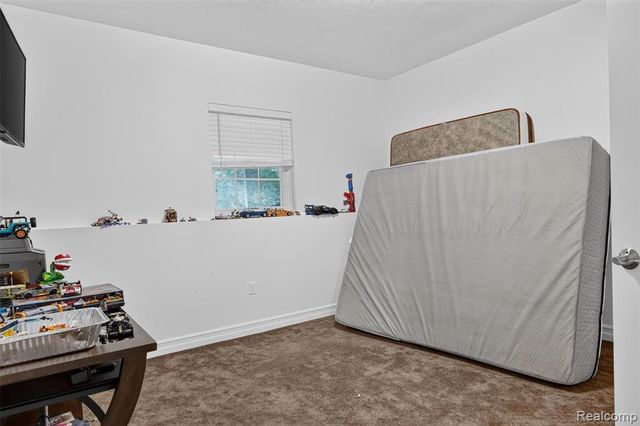 1465 Whispering Maples, Ann Arbor, MI 48108