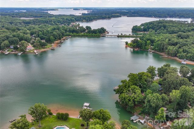 7365 Gabriel Street, Sherrills Ford, NC 28673