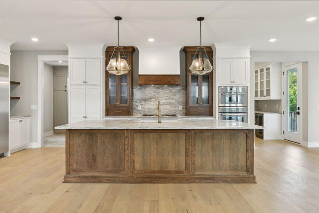 4509 Oxford Avenue, Edina, MN 55436