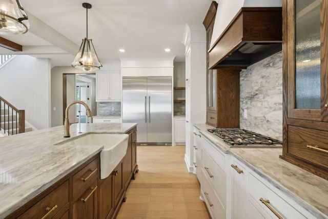 4509 Oxford Avenue, Edina, MN 55436