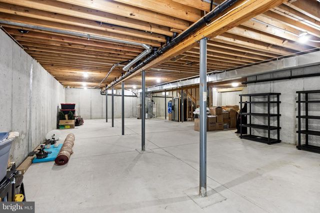 105 HICKORY CT, Mullica Hill, NJ 08062