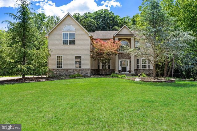 105 HICKORY CT, Mullica Hill, NJ 08062