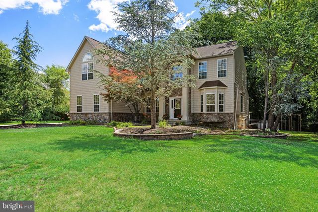 105 HICKORY CT, Mullica Hill, NJ 08062