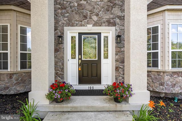 105 HICKORY CT, Mullica Hill, NJ 08062