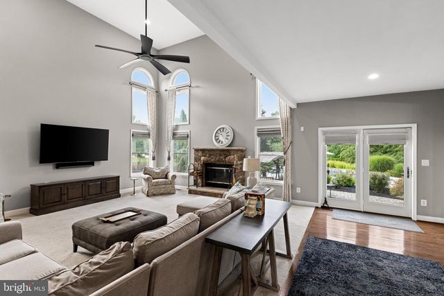 108 PREAKNESS DR, Mullica Hill, NJ 08062