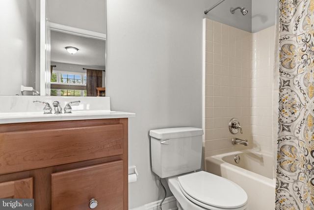 108 PREAKNESS DR, Mullica Hill, NJ 08062