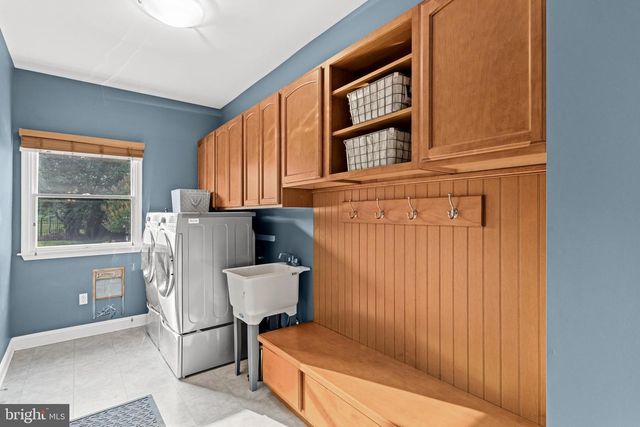 108 PREAKNESS DR, Mullica Hill, NJ 08062
