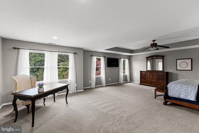 108 PREAKNESS DR, Mullica Hill, NJ 08062