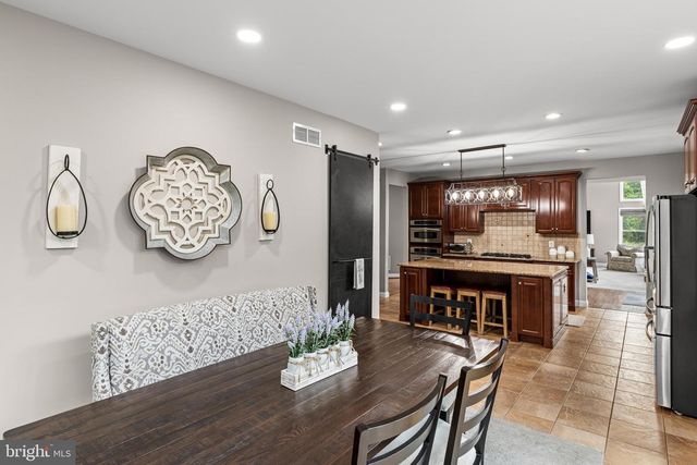 108 PREAKNESS DR, Mullica Hill, NJ 08062