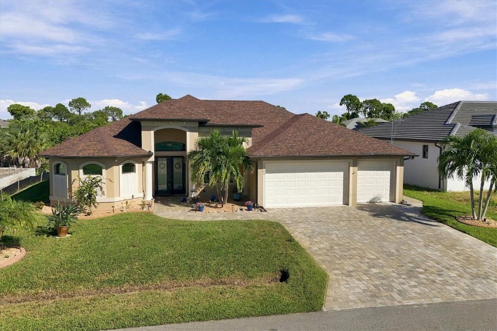 Image 1 of property listing at 15208 HENNIPEN CIRCLE, Port Charlotte, FL 33981