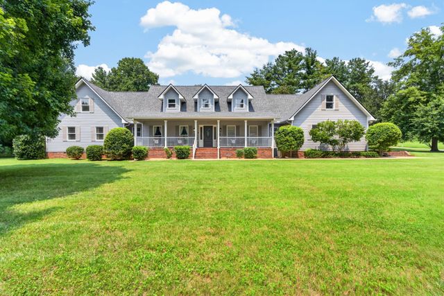 1401 Denny Rd, Cookeville, TN 38506