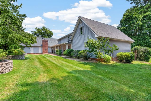1401 Denny Rd, Cookeville, TN 38506