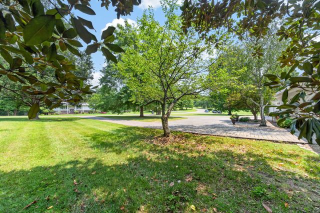 1401 Denny Rd, Cookeville, TN 38506