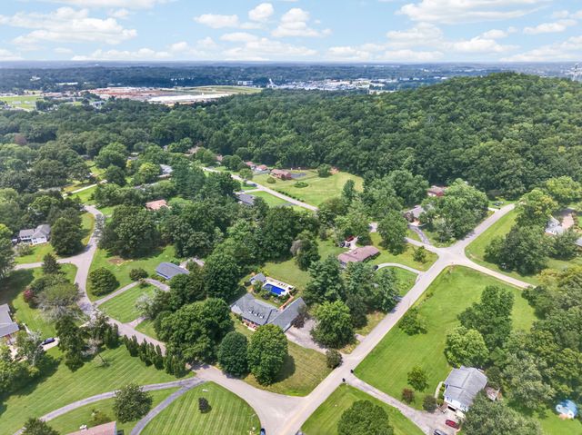 1401 Denny Rd, Cookeville, TN 38506