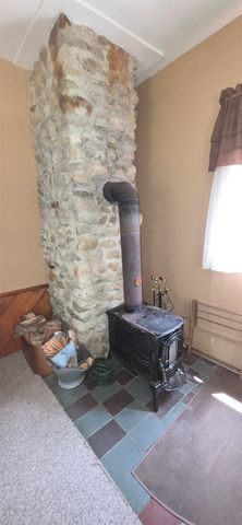 17 Mobile Coach Lane, Mont Vernon, NH 03057