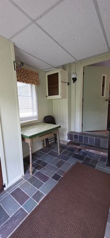 17 Mobile Coach Lane, Mont Vernon, NH 03057