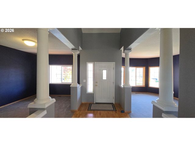 13614 Sw NORTHVIEW Dr, Tigard, OR 97223