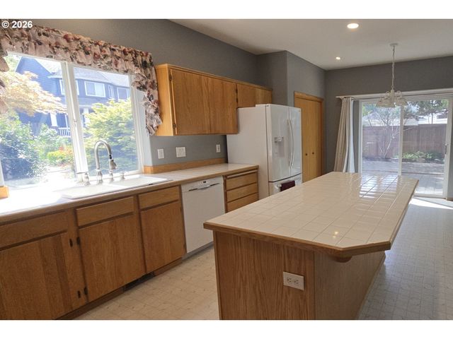 13614 Sw NORTHVIEW Dr, Tigard, OR 97223