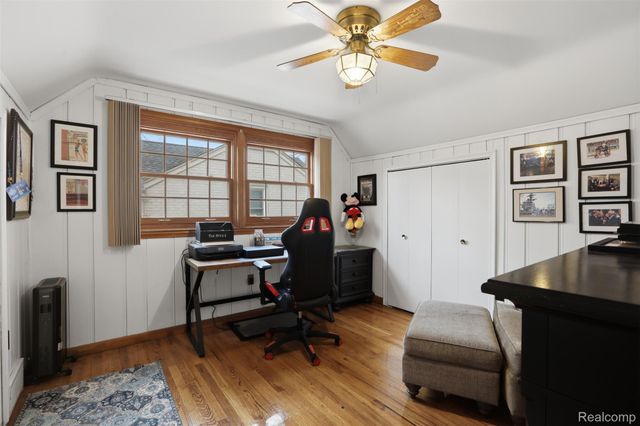 10814 Elgin Avenue, Huntington Woods, MI 48070