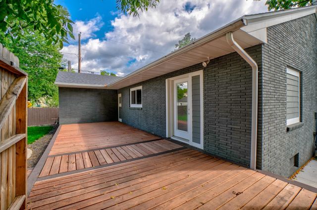 615 Vine Street, Hudson, WI 54016