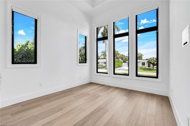 1248 13th AVE N, Naples, FL 34102