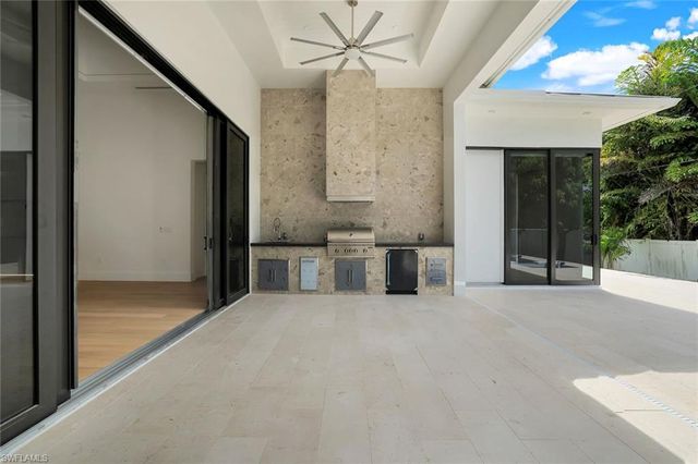 1248 13th AVE N, Naples, FL 34102