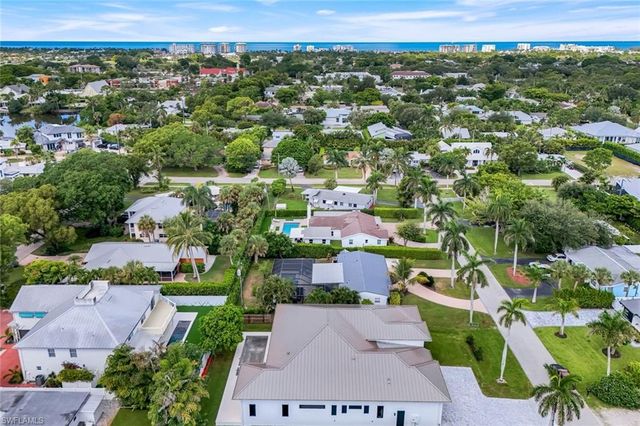 1248 13th AVE N, Naples, FL 34102