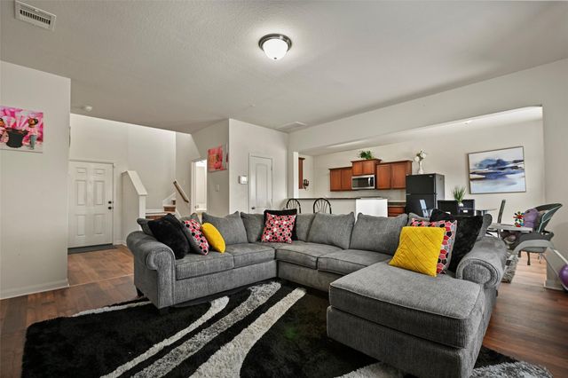 4827 Monarch Falls Lane, Richmond, TX 77469