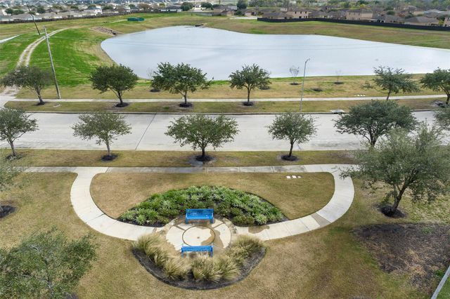 4827 Monarch Falls Lane, Richmond, TX 77469