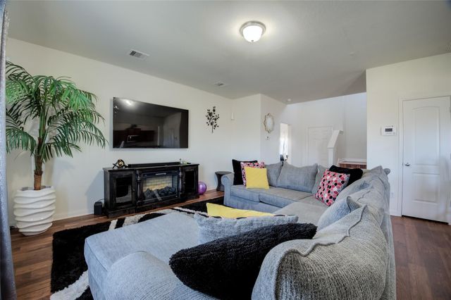 4827 Monarch Falls Lane, Richmond, TX 77469