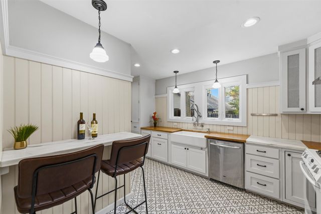 2819 Alden Avenue, Dallas, TX 75211