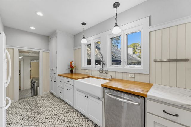 2819 Alden Avenue, Dallas, TX 75211