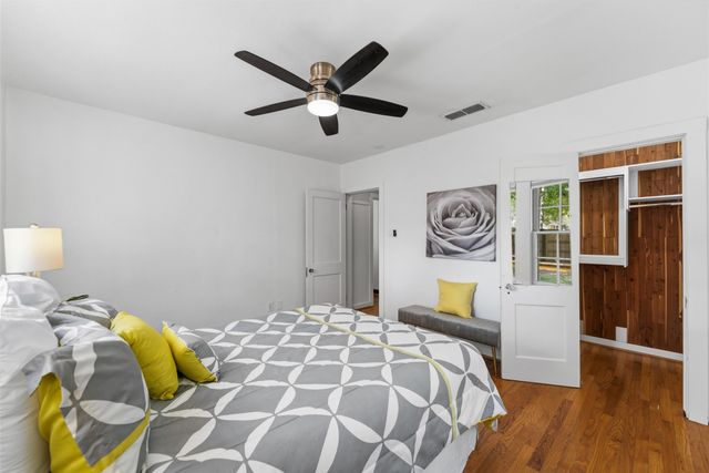 2819 Alden Avenue, Dallas, TX 75211