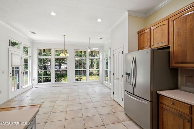 47 Greensprings Drive, Lakewood, NJ 08701