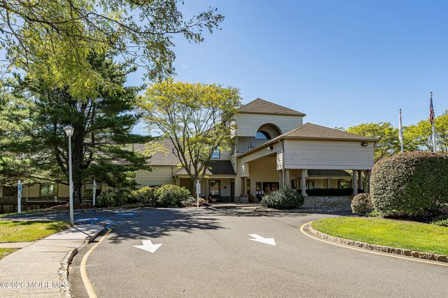 47 Greensprings Drive, Lakewood, NJ 08701
