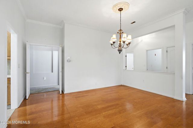 47 Greensprings Drive, Lakewood, NJ 08701