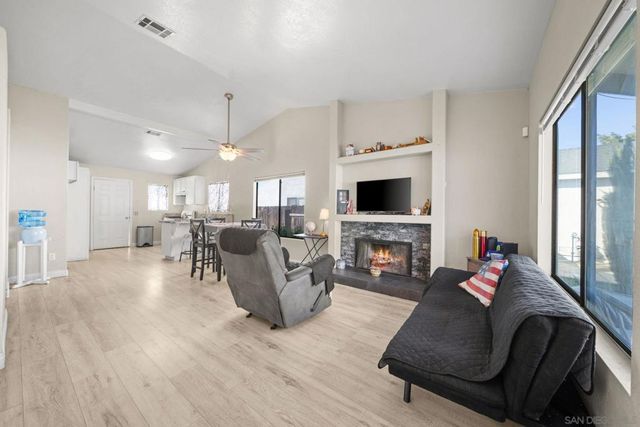 312 Blue Ridge Lane, San Jacinto, CA 92583