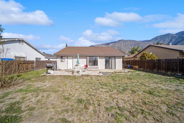 312 Blue Ridge Lane, San Jacinto, CA 92583