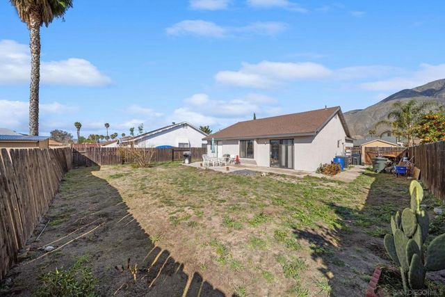 312 Blue Ridge Lane, San Jacinto, CA 92583