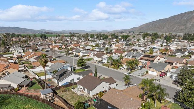 312 Blue Ridge Lane, San Jacinto, CA 92583