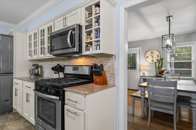 1127 PERKINS TER, Memphis, TN 38117