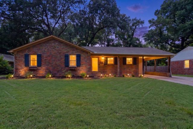 1127 PERKINS TER, Memphis, TN 38117
