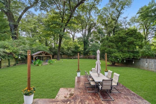 1127 PERKINS TER, Memphis, TN 38117