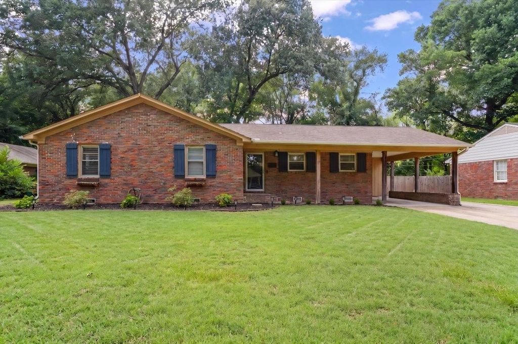 1127 PERKINS TER, Memphis, TN 38117